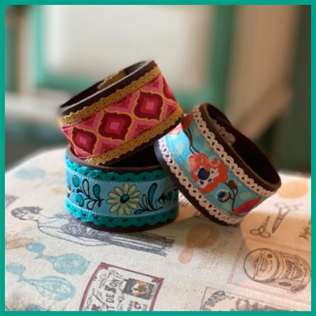 Pictures of a project kit by Sarah and available from her Etsy shop